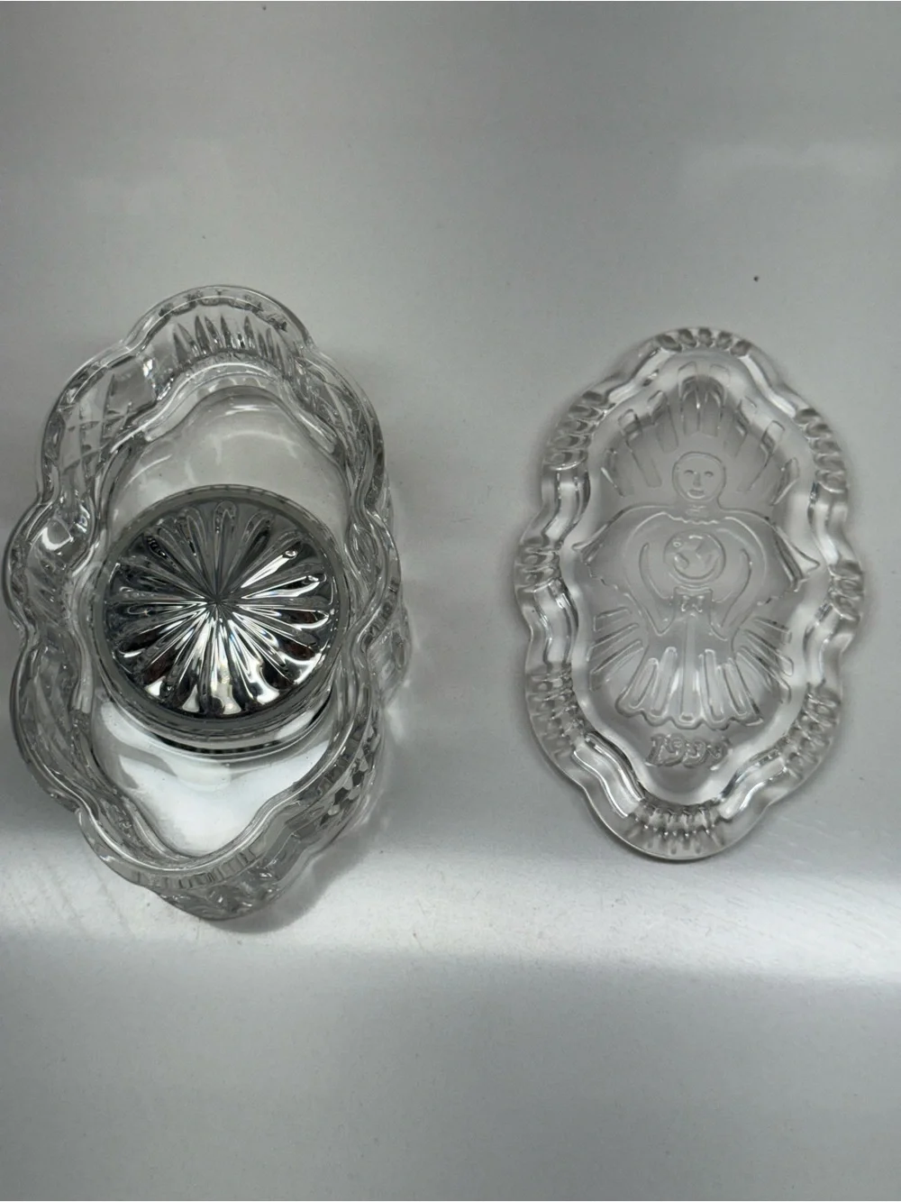 Vintage 1999 Waterford Crystal Angel Musical  Box plays Joy to the world